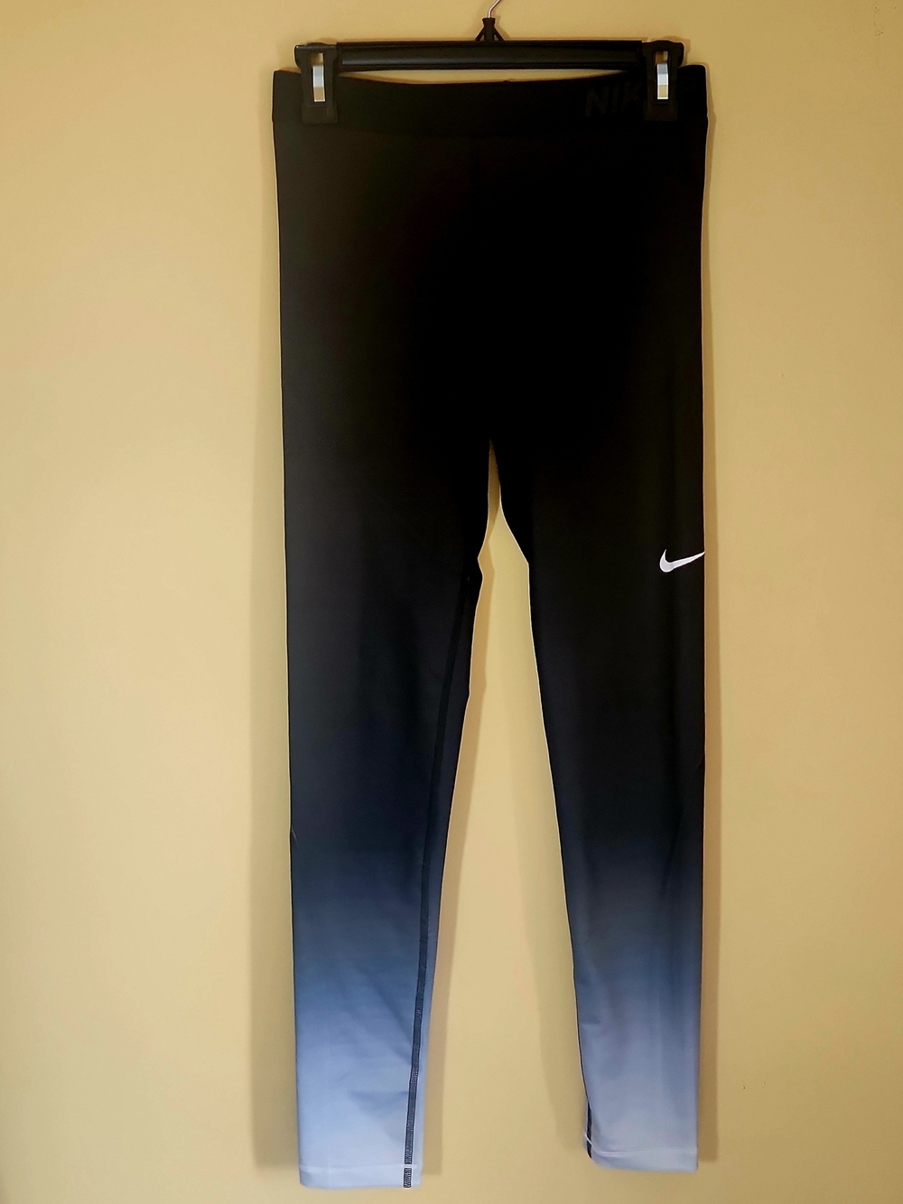 Nike Pro Black to Light Gray Ombre Athletic Leggings